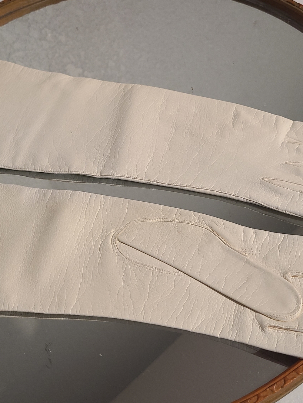 Vintage Kay Fuchs Women's White Kid Leather Opera Gloves